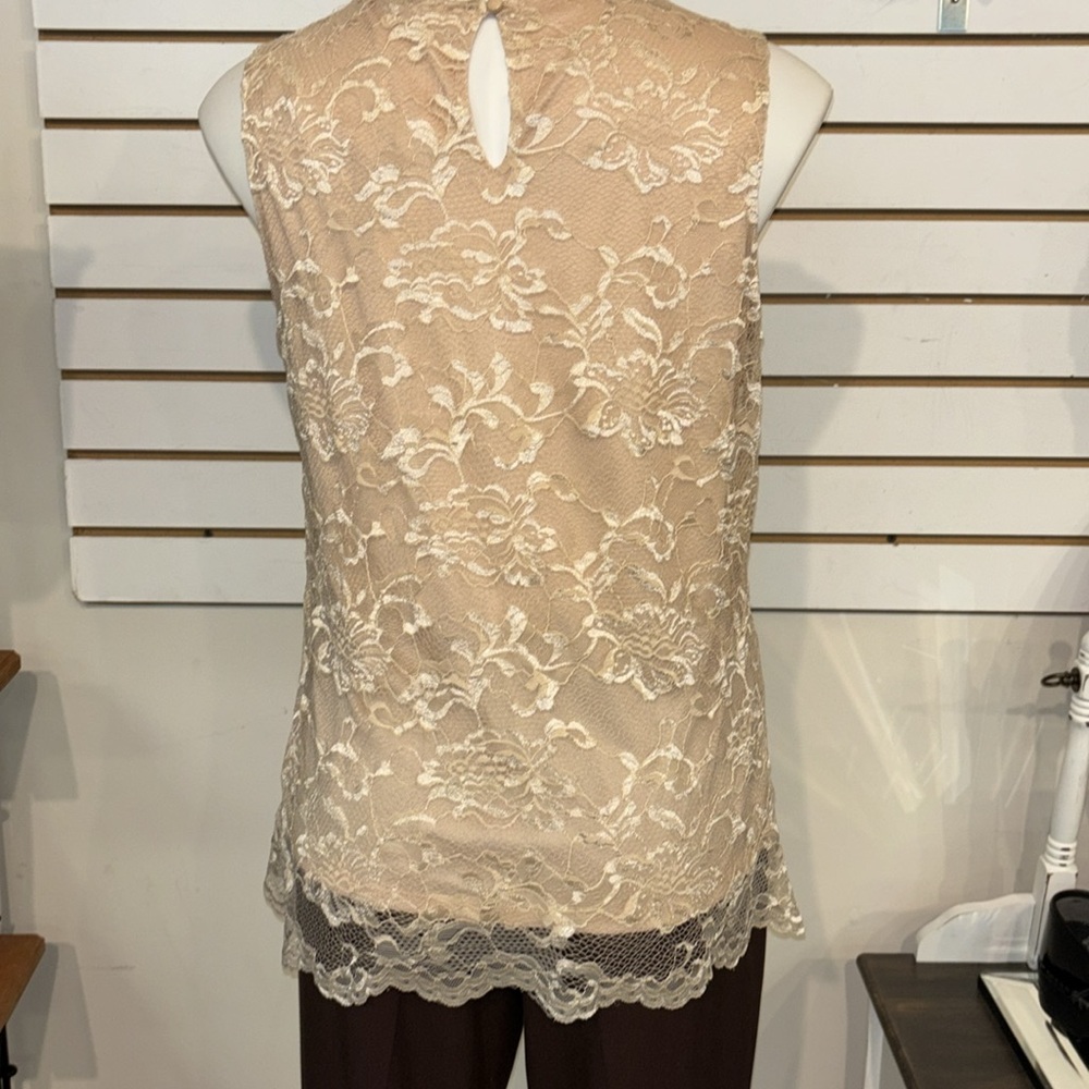 Adiva Top - Picture 2 of 8